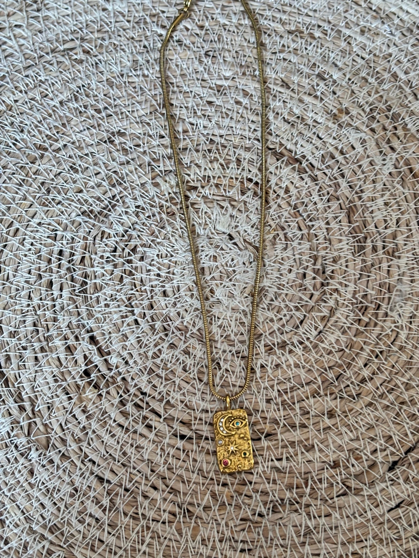 Collier Sarah