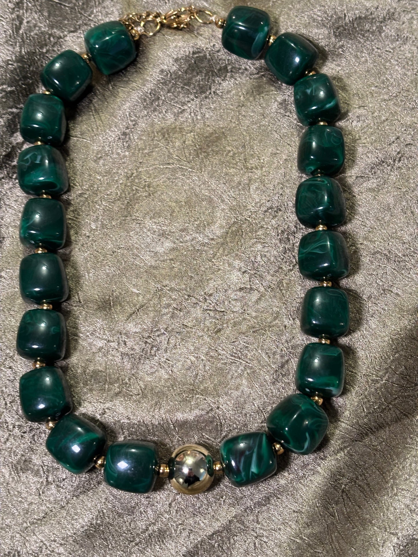 Collier Aura