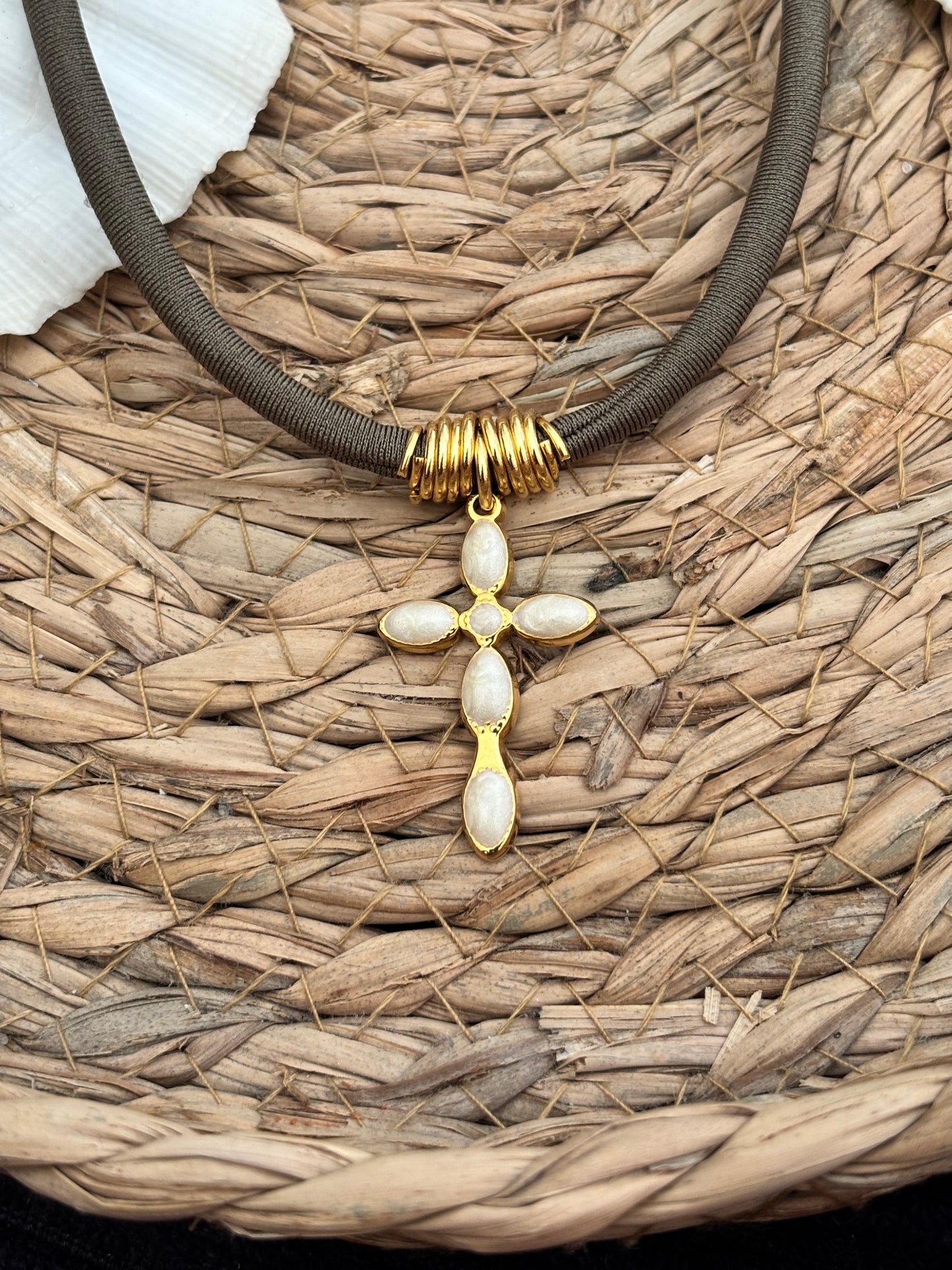 Collier Lia