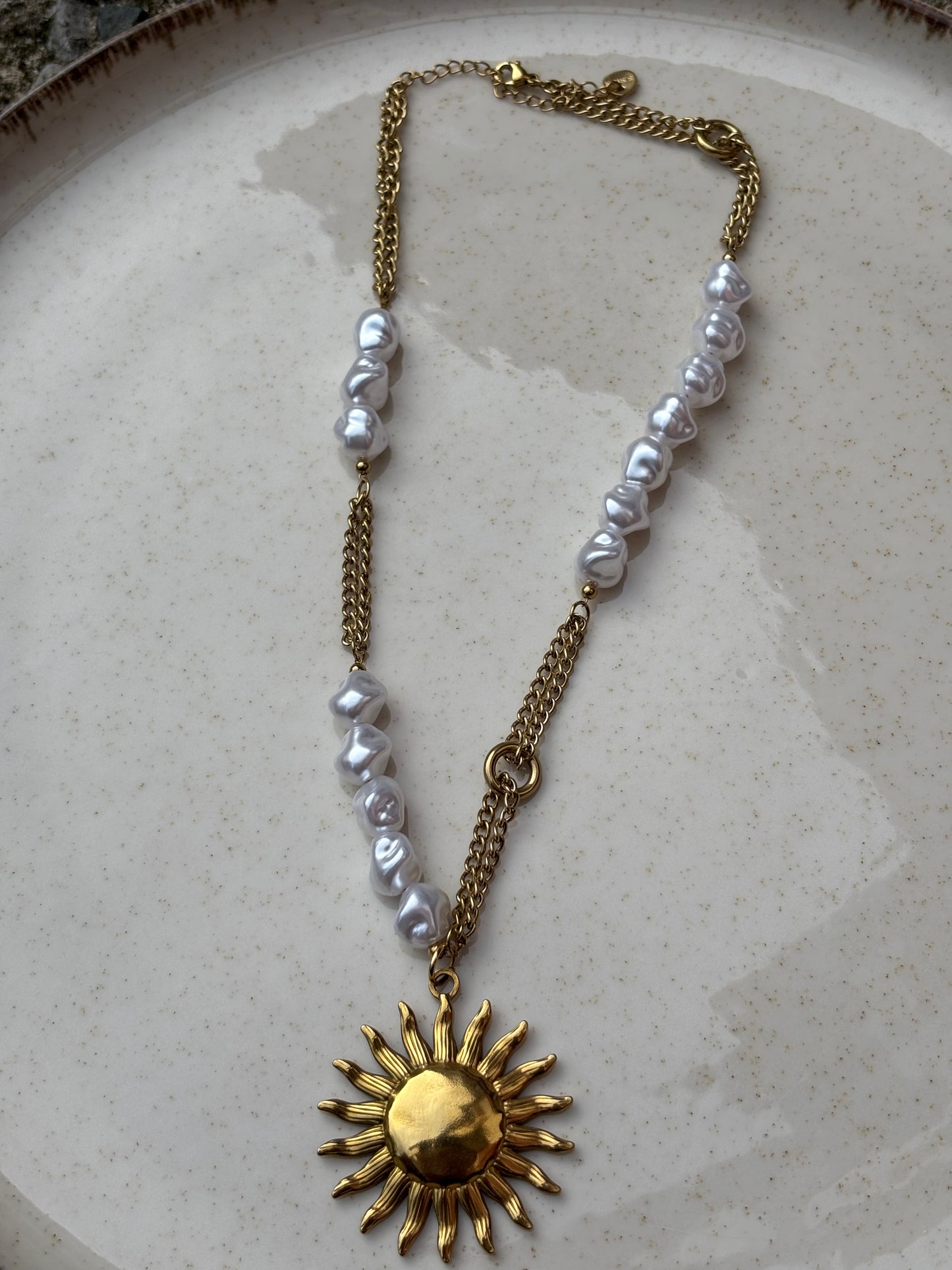 Collier Mario